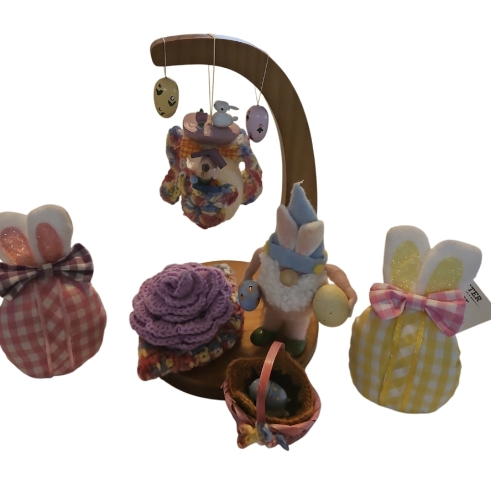 Easter Gnome Wooden Eggs Crochet Decor Set